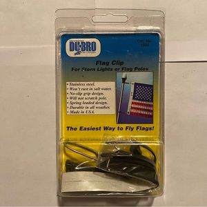 DU-BRO Flag Clip For Stern Lights or Flag Poles